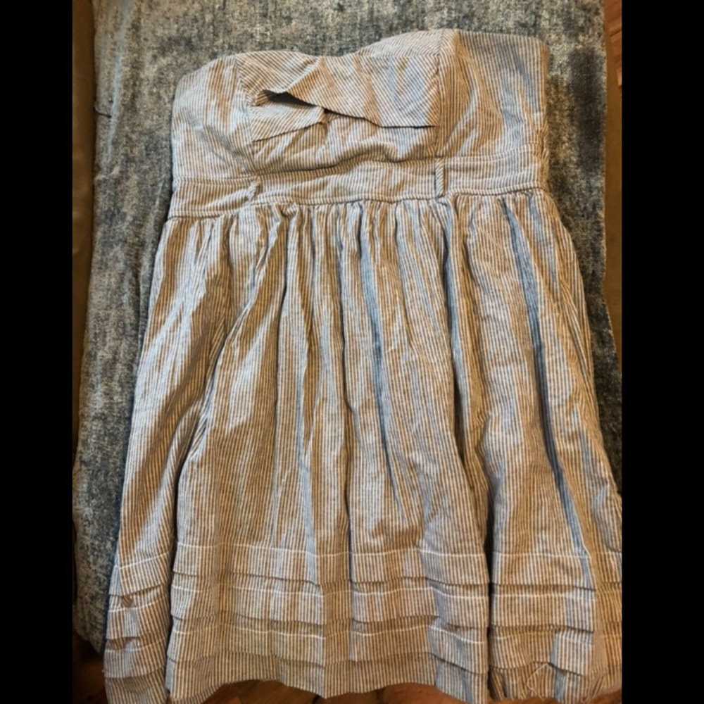 Blueish/grey City Triangles Dress!